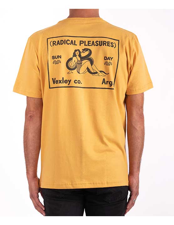 remera-vexley-Cocktail-camel-ropa-and-roll-web-1