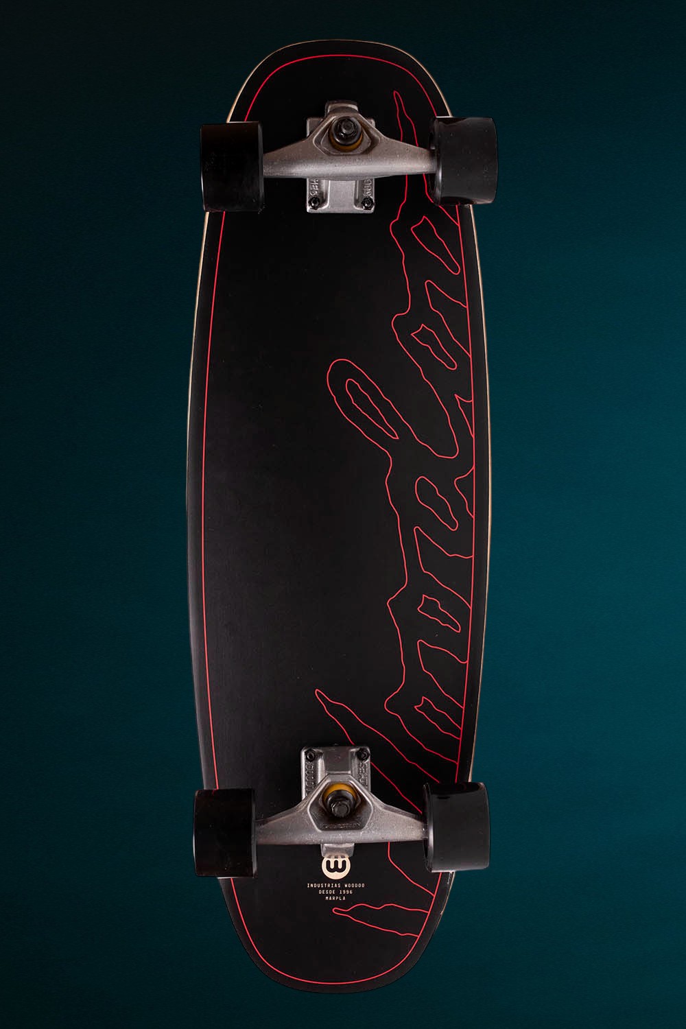 Surf skate woodoo ropa and roll 1-Photoroom