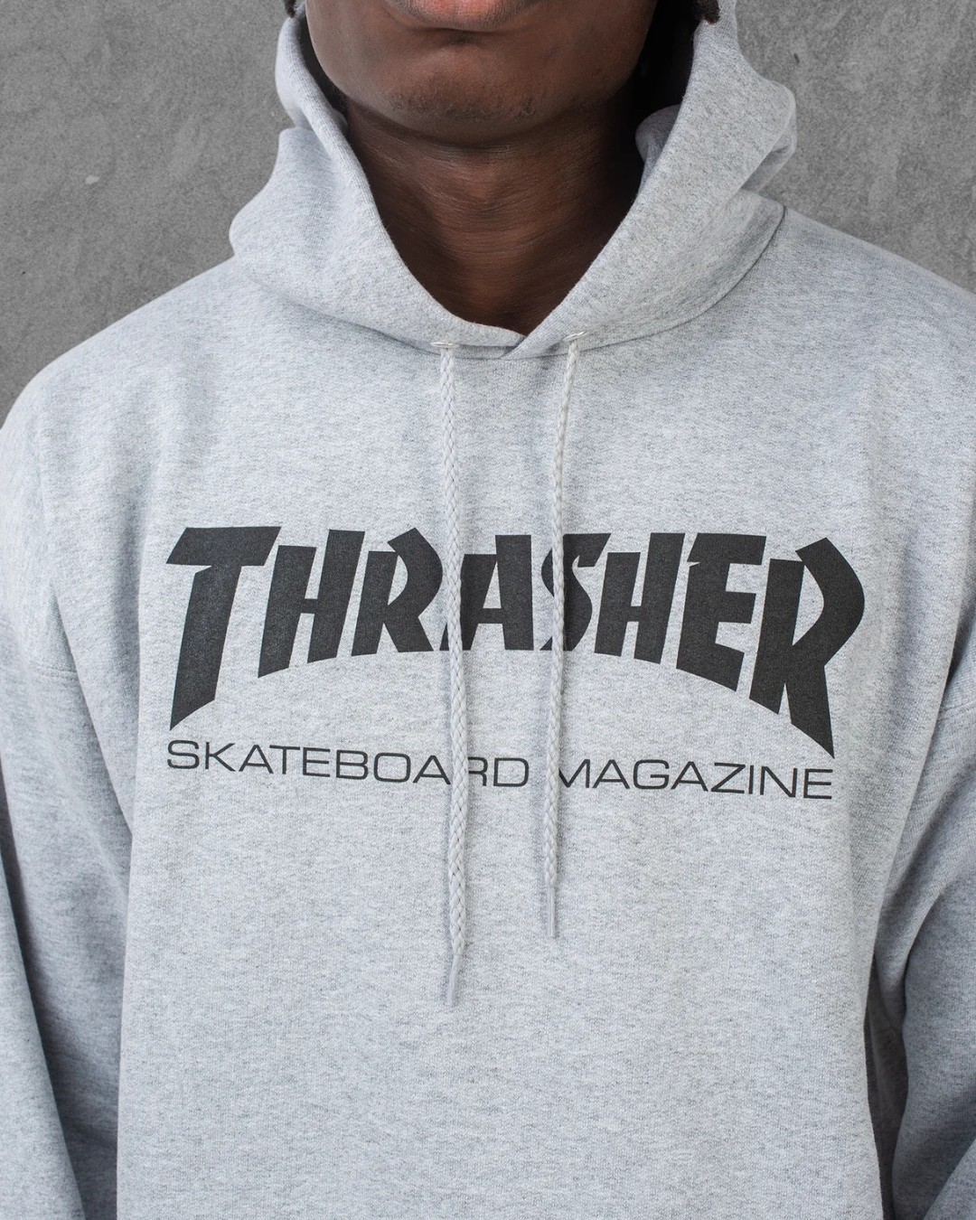 BUZO THRASHER skate mag gris Ropa and Roll web 2-Photoroom