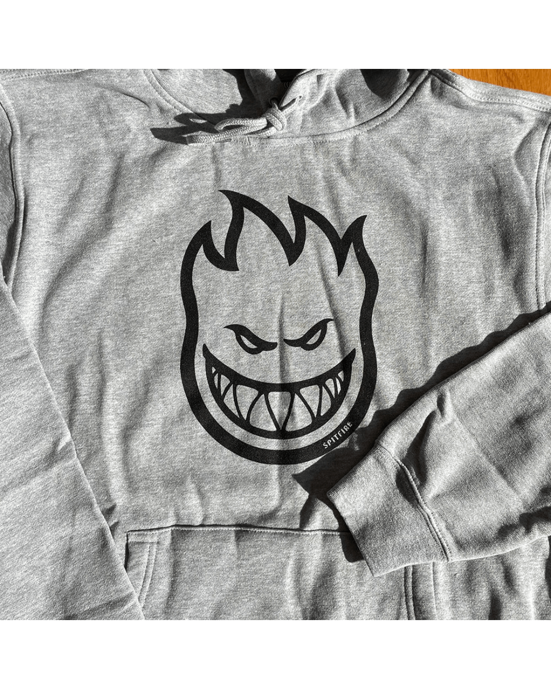 buzo spitfire big head gris ropa and roll 4