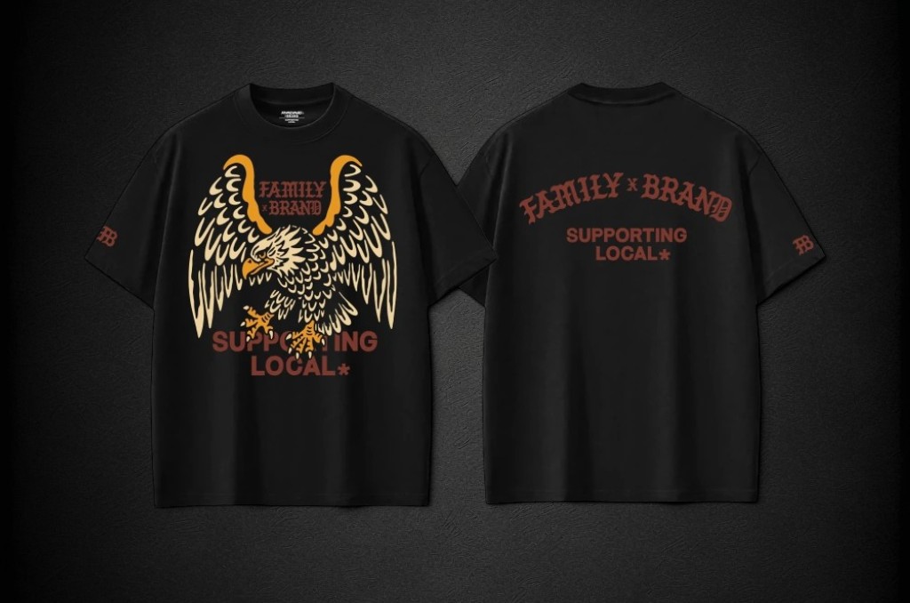 REMERA FAMILY X BRAND IRON edit ropa and roll